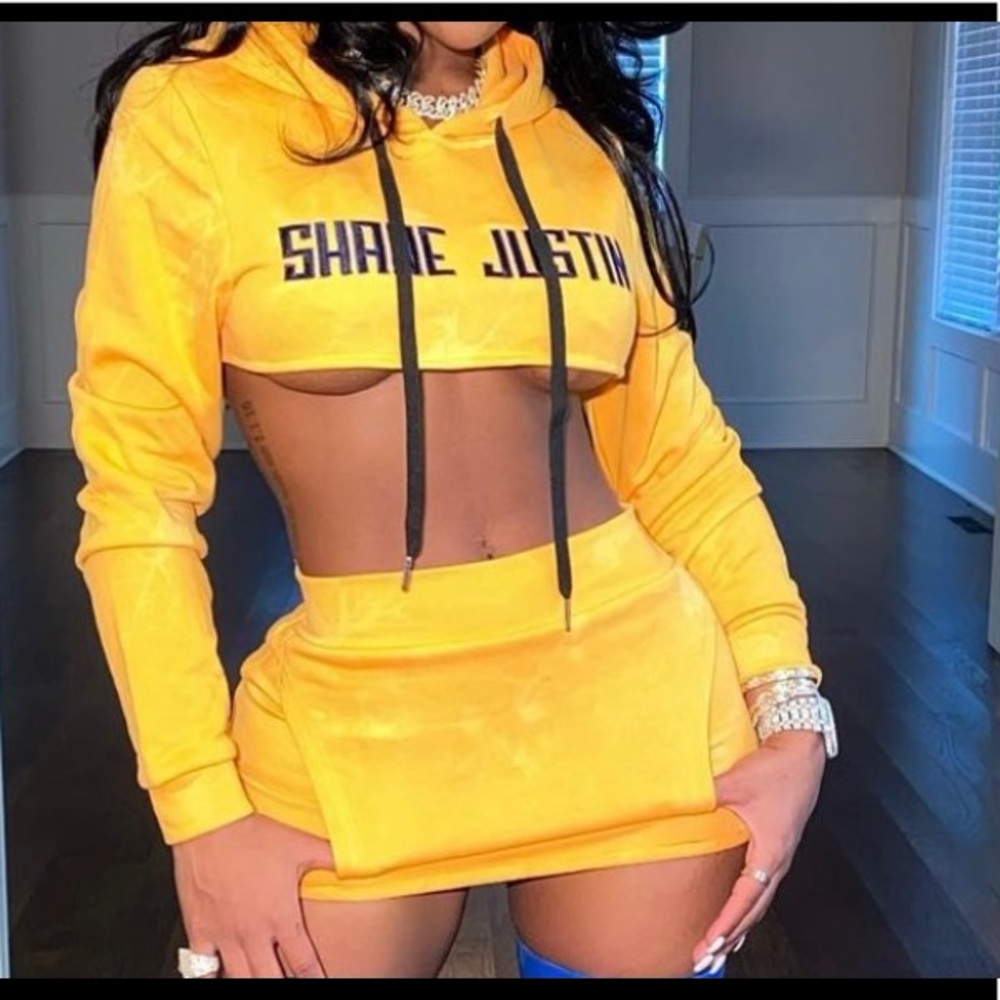 Two piece Shane Justin